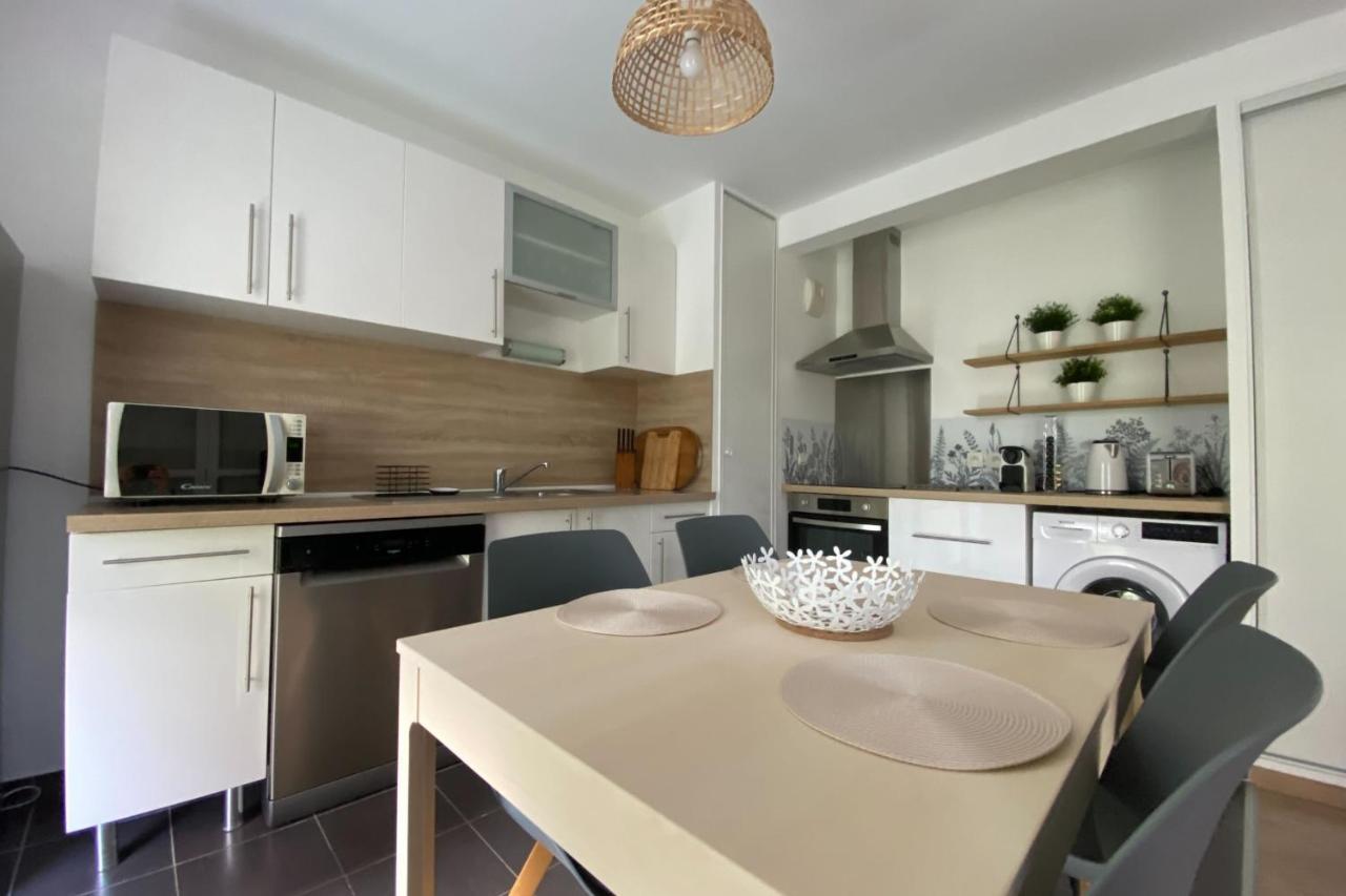 Spacious And Bright Nest In Hérouville-Saint-Clair Kültér fotó
